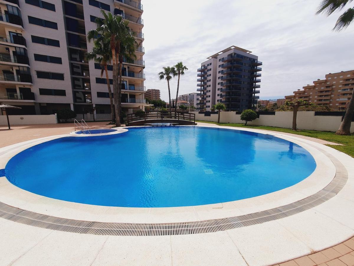 奥罗佩萨德尔马Holiday Las Terrazas Beach II Magic World公寓 外观 照片